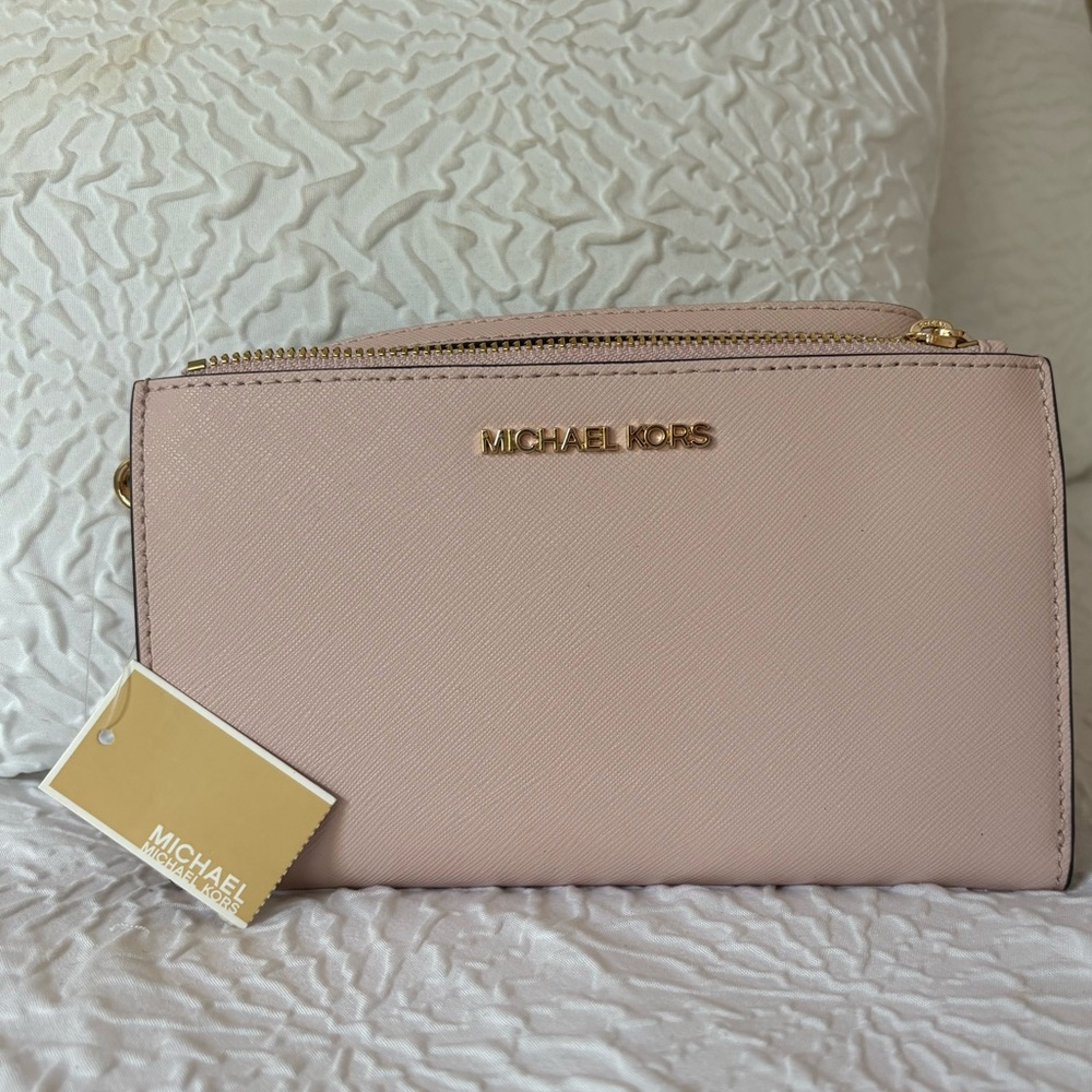 Michael Kors Wristlet